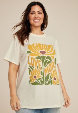 Plus Size Sunflower Love More Oversized Fit Graphic Tee