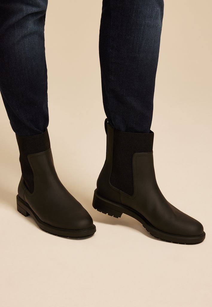 SuperCush Raven Low Heel Chelsea Boot - Image 3
