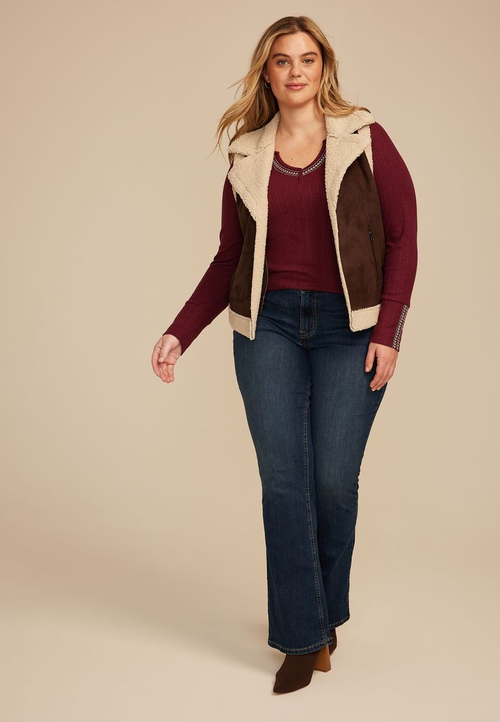 Plus Size Embroidered Notch Neck Ribbed Long Sleeve Tee - Image 3