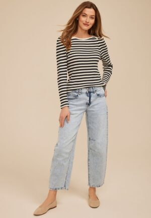 Mid Rise Elastic Waist Barrel Jean